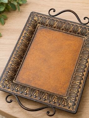 VINTAGE ORNATE METAL SERVING TRAY